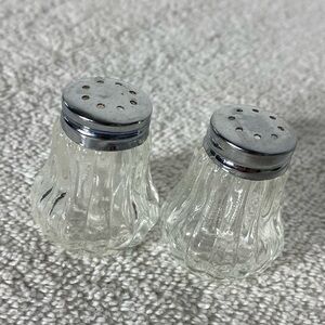 Vintage Ribbed Clear Glass Mini Salt and Pepper Shakers with Silver Tops